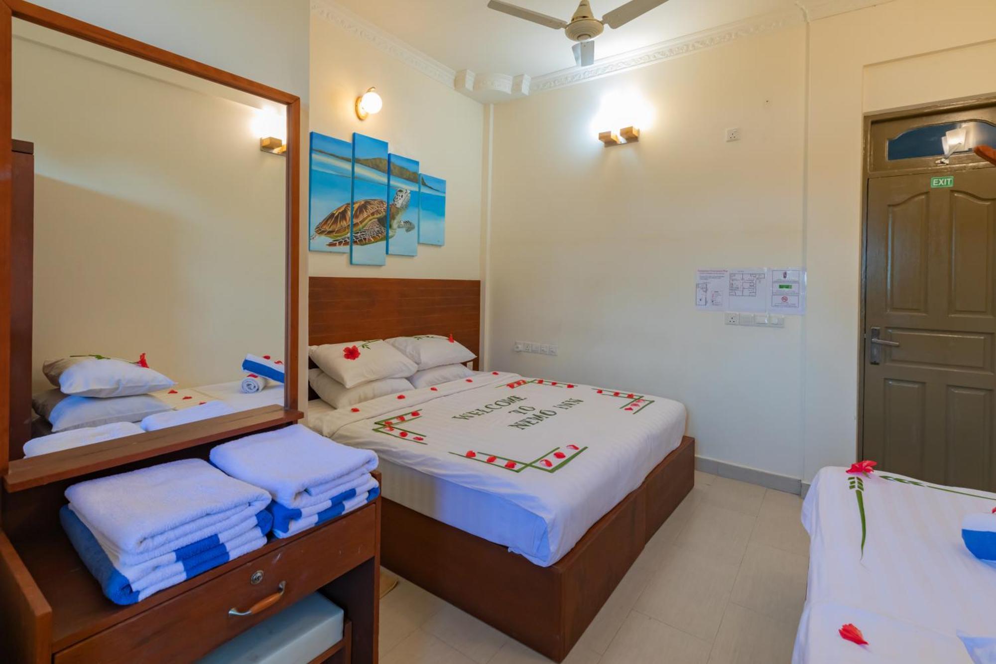 Nemo Inn Omadhoo Extérieur photo