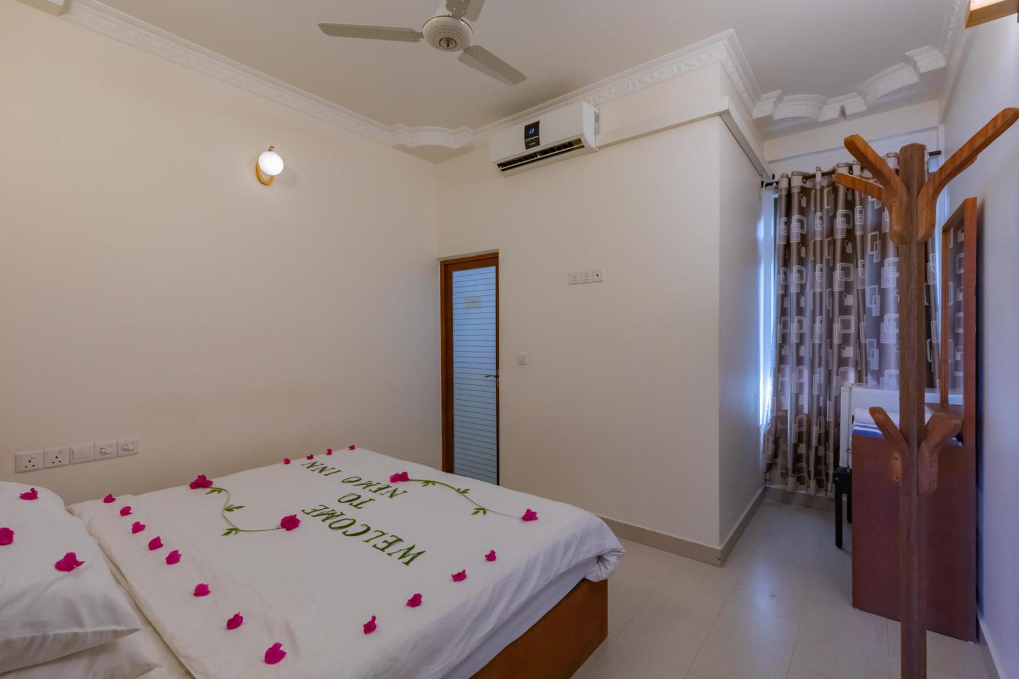 Nemo Inn Omadhoo Extérieur photo